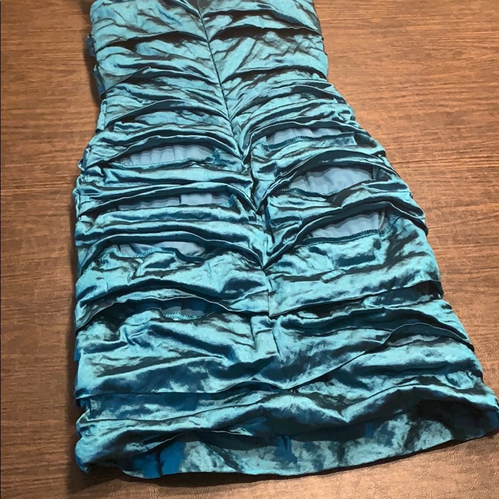 Nicole Miller Shimmery Turquoise Bodycon Dress - Picture 5 of 7